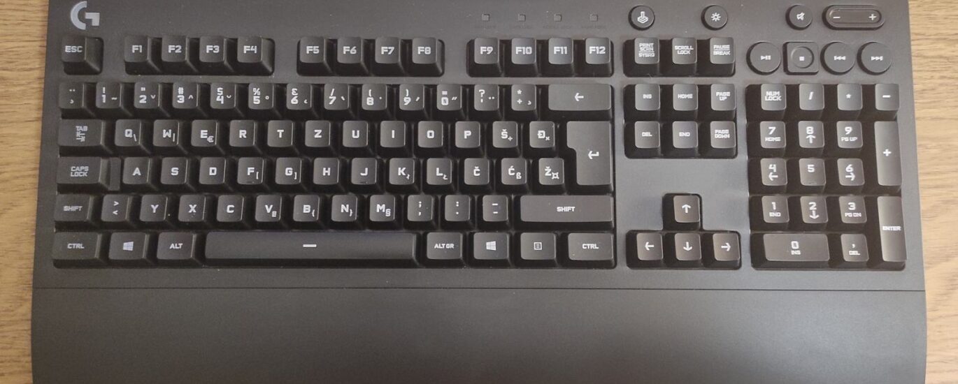 logitech g213 gaming tipkovnica keyboard hr slika 245219314 (1)